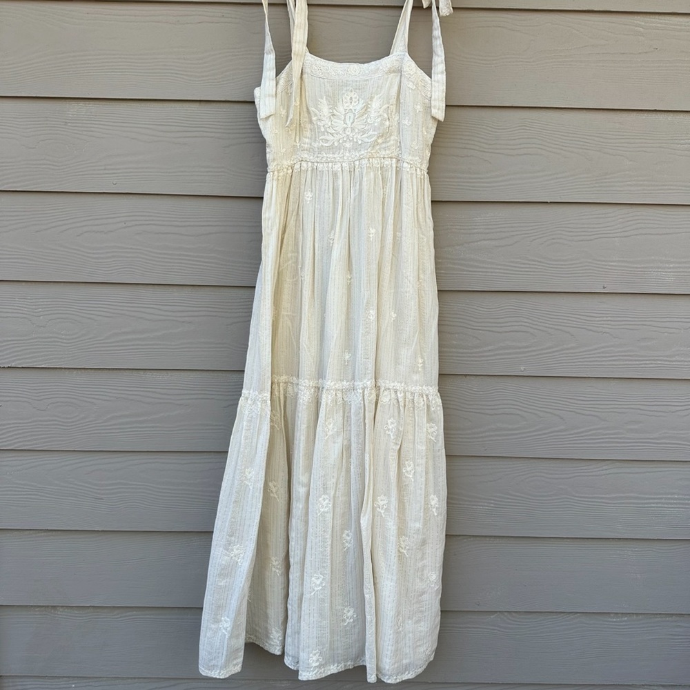 Star Mela Cream Maxi Dress - Picture 2 of 14